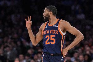 冲一冲冠军?尼克斯布伦森、唐斯等核心轮换6人皆至少有2年合同