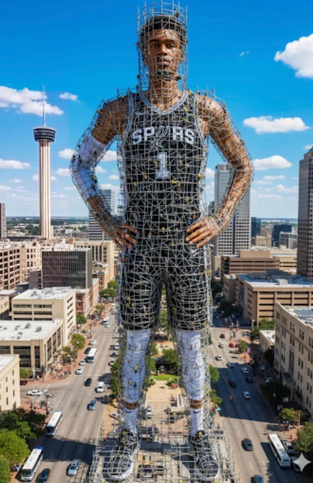 我去！文班又长高了！还真壮了！马刺这招有用啊