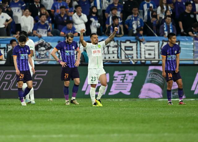 1714553647144069124.jpg 九游体育官网-郁闷津门虎三连败“蒙头向前” 52次传中无果的哀叹