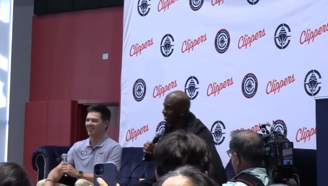 同样是对待球队老将，森林狼和快船的态度，却截然不同！