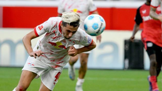 1725185035609048331.jpeg 九游体育app-2比0领先就不会踢,控不住场的勒沃库森失德甲金身