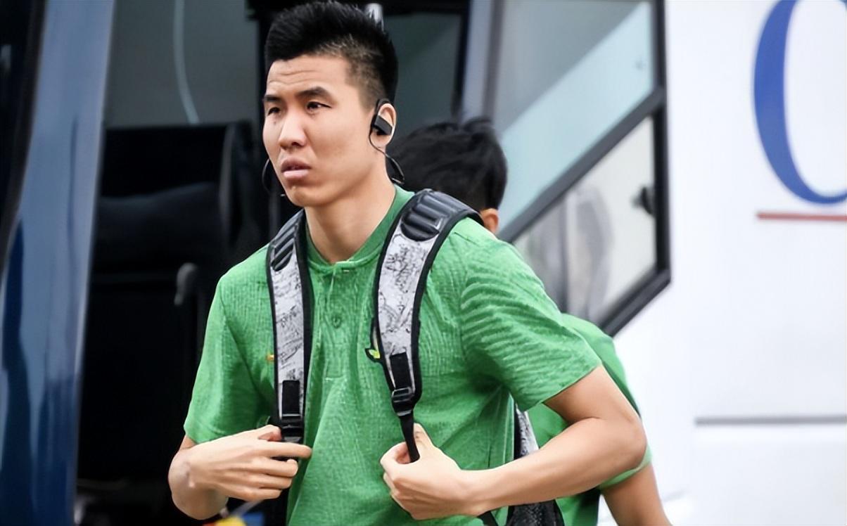 九游体育官网-质疑声中,北京国安做出两个非常明智的决定,两大本土王牌不走了