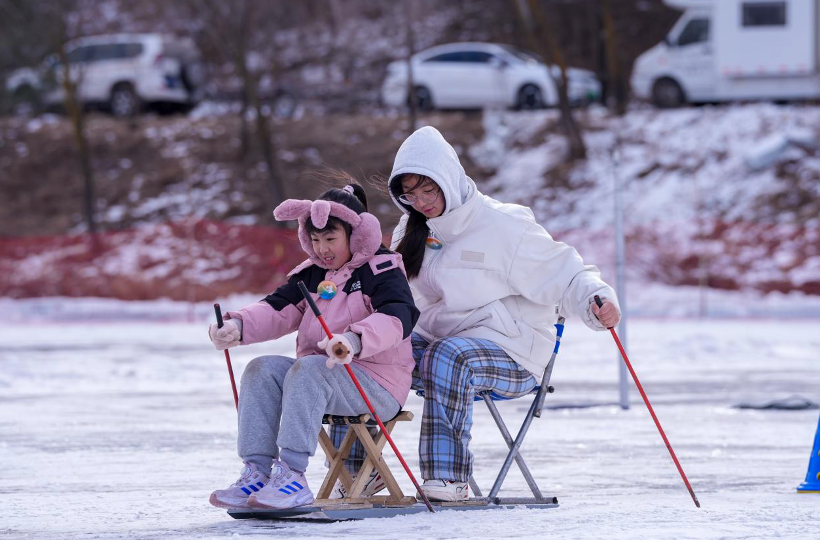北京双奥文化推广启动，青少年冰上体验活动在延庆举行